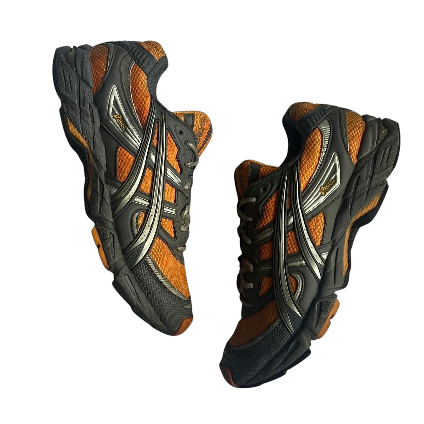 Asics 00s trail running shoes